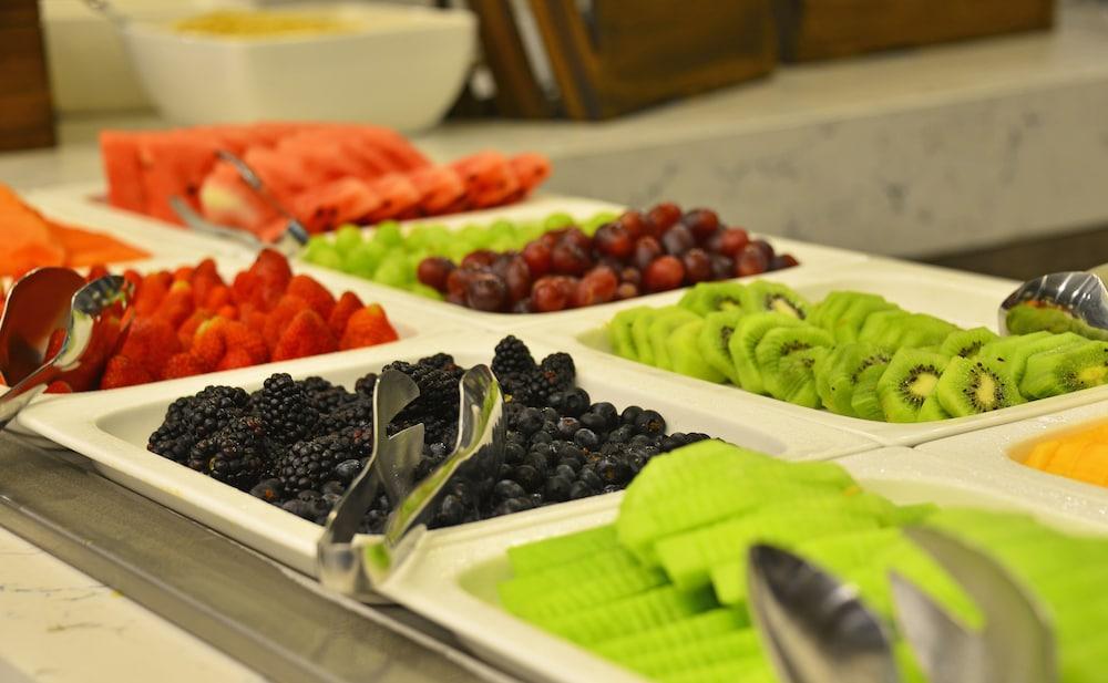 Baruk Guadalajara Hotel De Autor Экстерьер фото Fruit salad